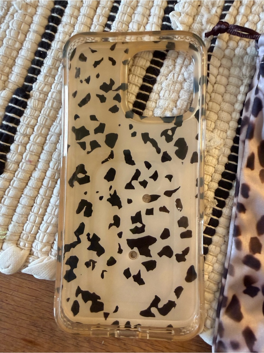 Loopy Case - Picture 2 of 3